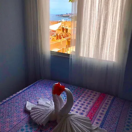 דירה Sea-view With A Tennis Court אדחה